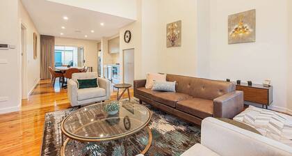 Luxury on the Esplanade - Echuca Holiday Homes