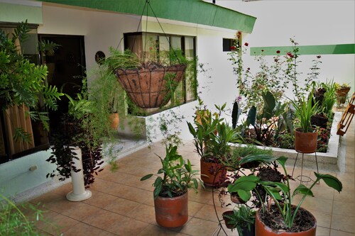 casa hostal las mercedes