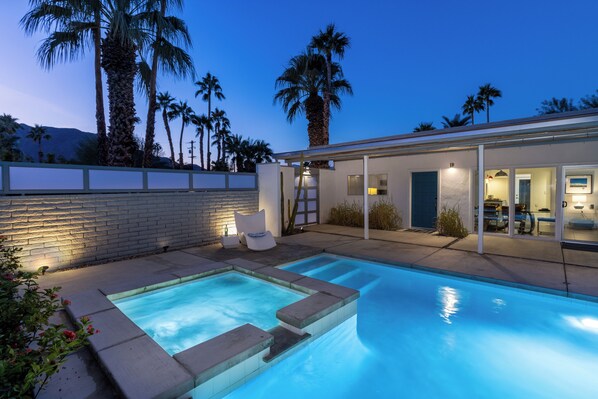 Piscina climatitzada i gandules