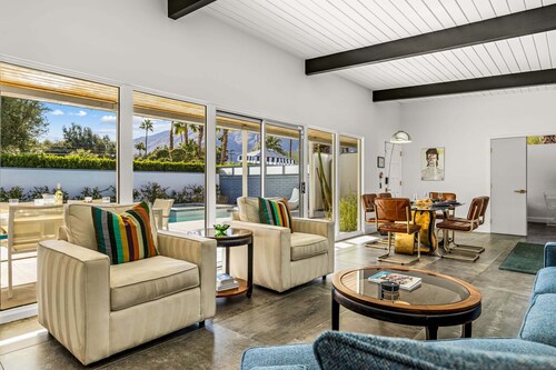 Happy Hour - Iconic Mid Mod Palm Springs