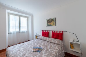 1 quarto, ferros/tábuas de passar roupa, berço de viagem, Wi-Fi