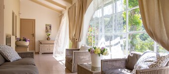 La Villa Dina 10, Emma Villas