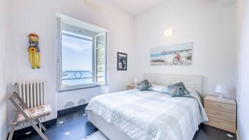 1 bedroom, travel crib, free WiFi, bed sheets