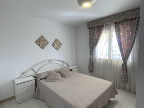 2 bedrooms, iron/ironing board