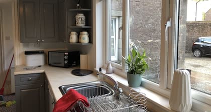 The Grey Cottage - charming cottage close to Gleneagles Hotel