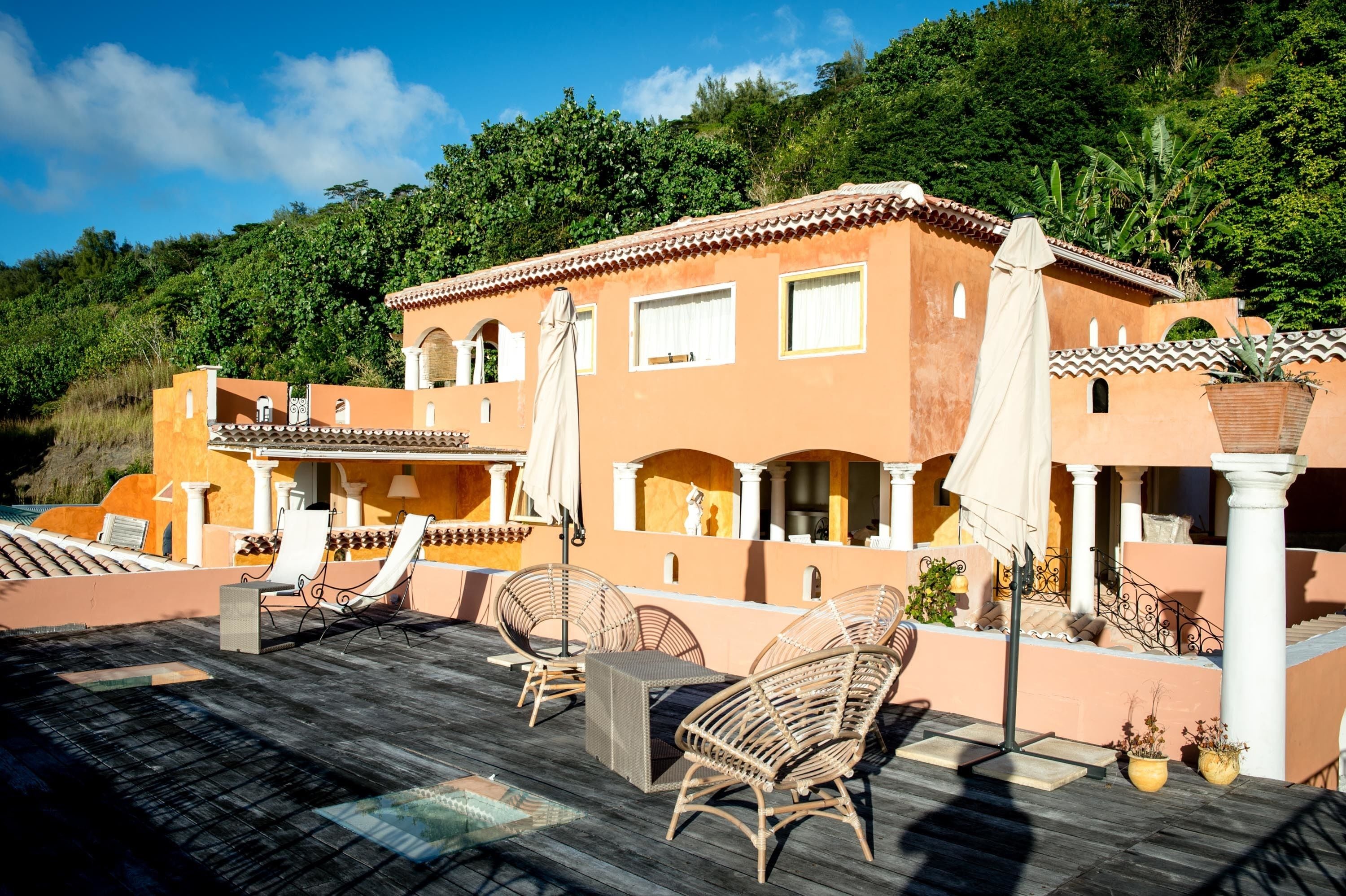 Villa Rea Hanaa  | Individually decorated, individually furnished, iron/ironing board