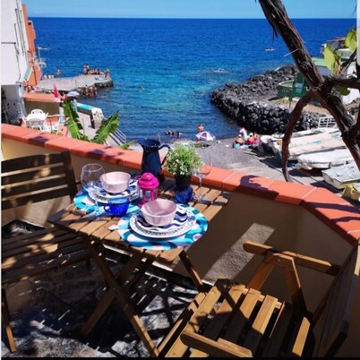 Acogedora casa en pequeño pueblo de pescadores lejos de las multitudes