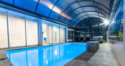 VILLAMARLY III WITH 2 SWIMMING POOLS 200 METERS FROM THE BEACH CASTELLDEFELS-SITGE