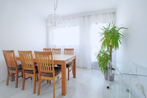 Dining - Beach and Center Style Apart With Terrace (Rincón de la Victoria)