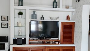 Interior - 3 bedroom villa on the beach - Long term rental @carolahouse_ (Sardina)