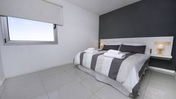 Iron/ironing board, WiFi (free), bed sheets