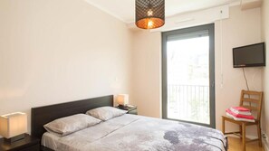 1 bedroom, iron/ironing board, travel crib, free WiFi