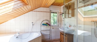 beautiful forest house for nature lovers in Ahrweiler, dogs welcome