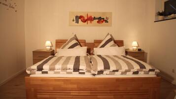 1 chambre, fer et planche Ă repasser, Wi-Fi, draps fournis