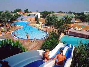 A heated pool - Rent a large mobile home new and fully equipped (Canet-en-Roussillon)