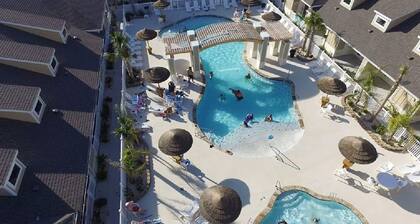 Village by the Beach!Townhome Walking distance to the BEACH, Heated Resort Pool