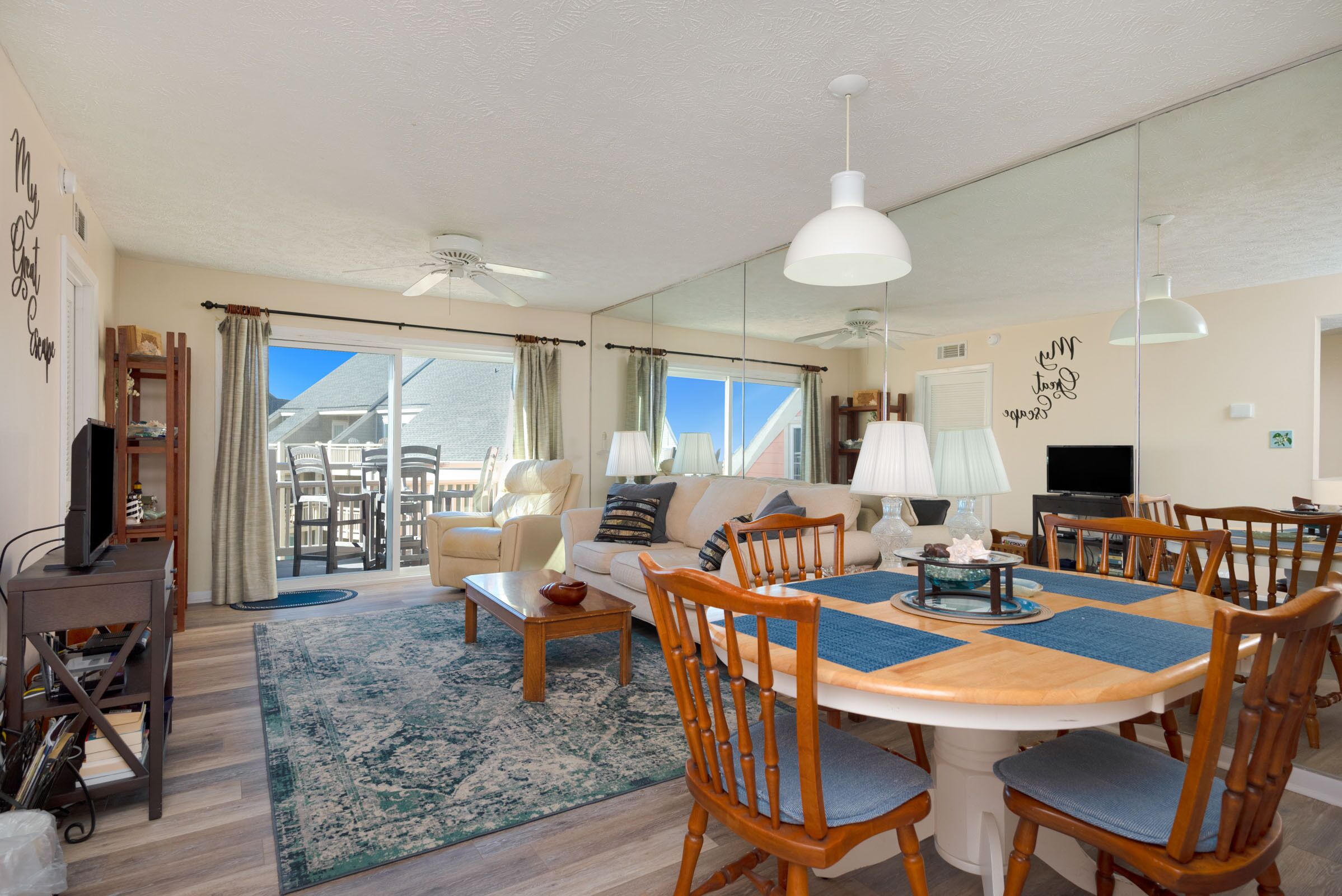 My Great Escape: Ocean View Condo with Seasonal Community Pool on Caswell Beach