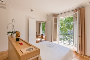 3 chambres, fer et planche à repasser, Wi-Fi gratuit, draps fournis