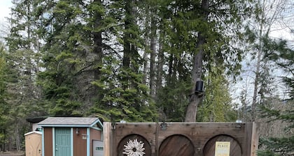 Glamp in our beautiful North Idaho Yurt