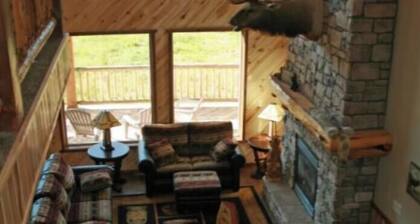 Chalet calme dans les bois situé prÚs de Island Park / West Yellowstone