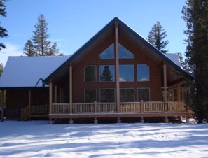 Exterior - Quiet Cabin in the Woods located near Island Park/West Yellowstone (Island Park)
