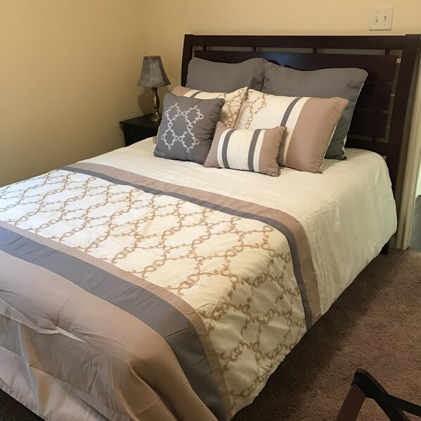 3 bedrooms, iron/ironing board, free WiFi, bed sheets