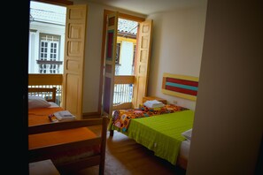 Minibar, rollaway beds, free WiFi, bed sheets - Hostal Don Jose - Hostel (Santa Rosa de Cabal)