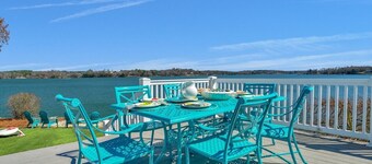 7 BR Private Peninsula & Houseboat LUX Isle Beach Lake Panoramic views Hot Tub