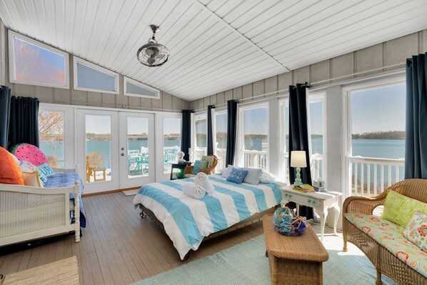 7 bedrooms, iron/ironing board, travel cot, WiFi