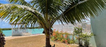 Spacious Secluded Waterfront Home with compact car