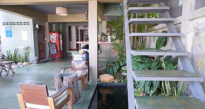 Home Phang-Nga Guesthouse