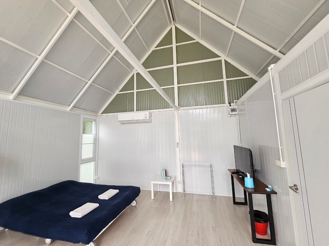 Quarto casal standard | Wi-Fi de cortesia, roupa de cama