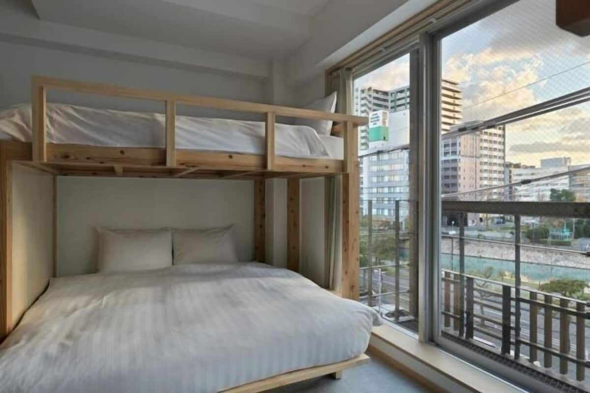 Blackout curtains, free WiFi, bed sheets