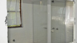 Apartment (Peninsula) | Bathroom - Berg and Beach - Fish Hoek (Cape Town)