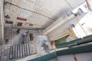 Aerial view - Base-Rooms (Split)