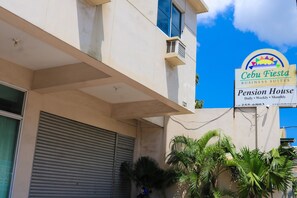 Fachada del alojamiento