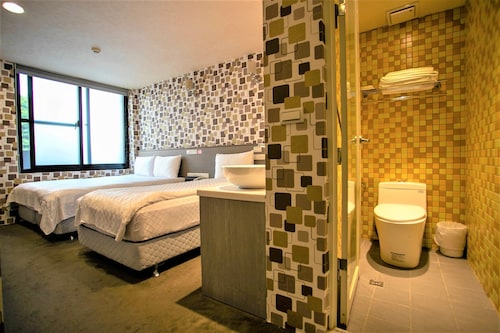 Taiwan Seven Days Boutique Hotel