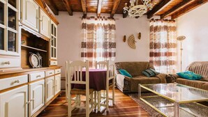 Apartment, 4 Bedrooms (C) | Living room - Reysan Centro Rio Lobos (Hontoria del Pinar)