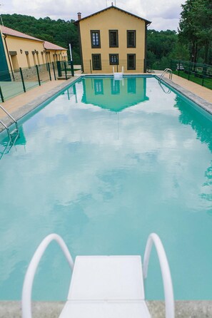 Outdoor pool - Reysan Centro Rio Lobos (Hontoria del Pinar)