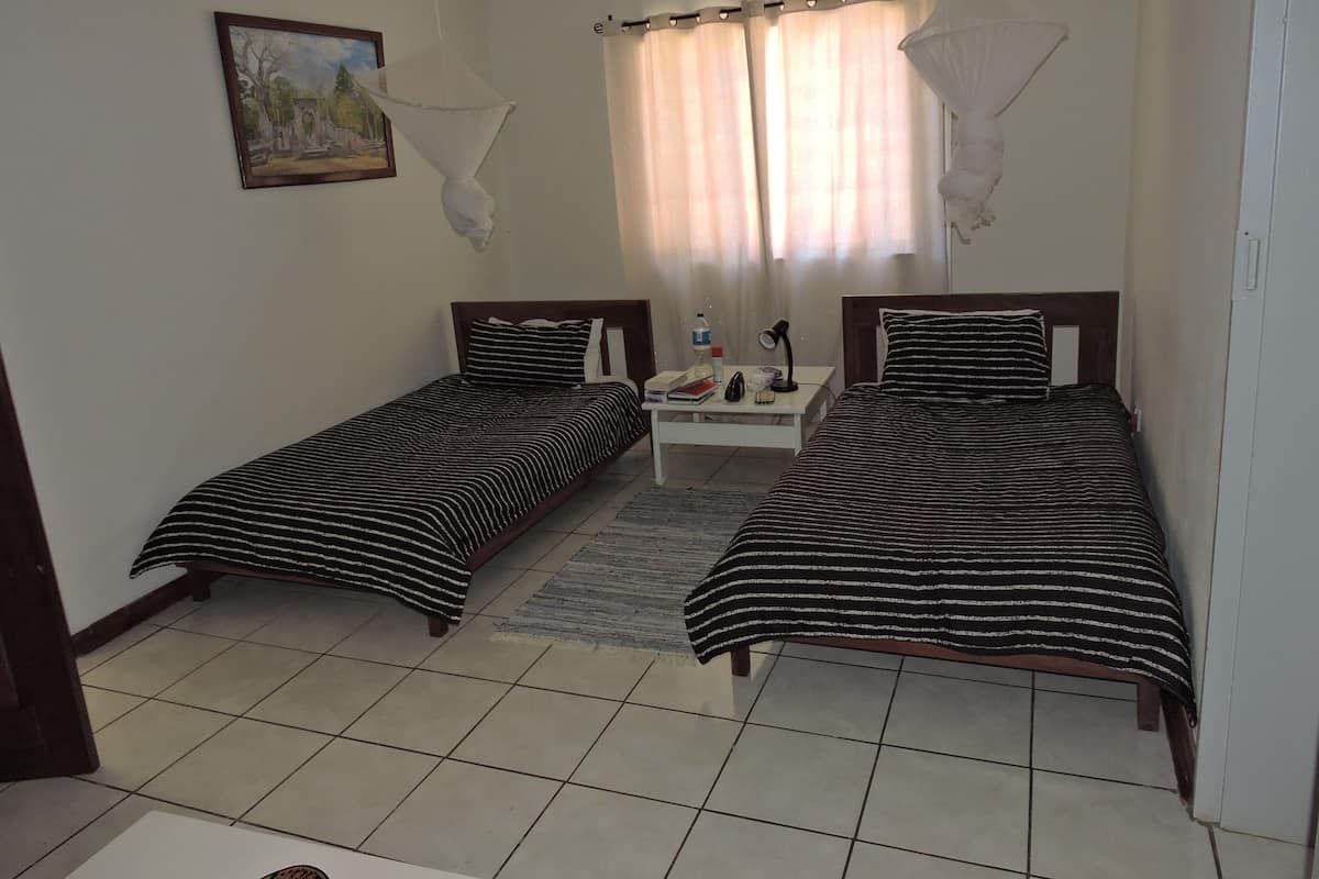 Free WiFi, bed sheets