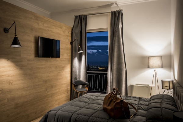 Design Suite (3) | Egyptian cotton sheets, premium bedding, down duvets, minibar