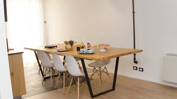 Tägliches inbegriffenes Frühstücksbuffet