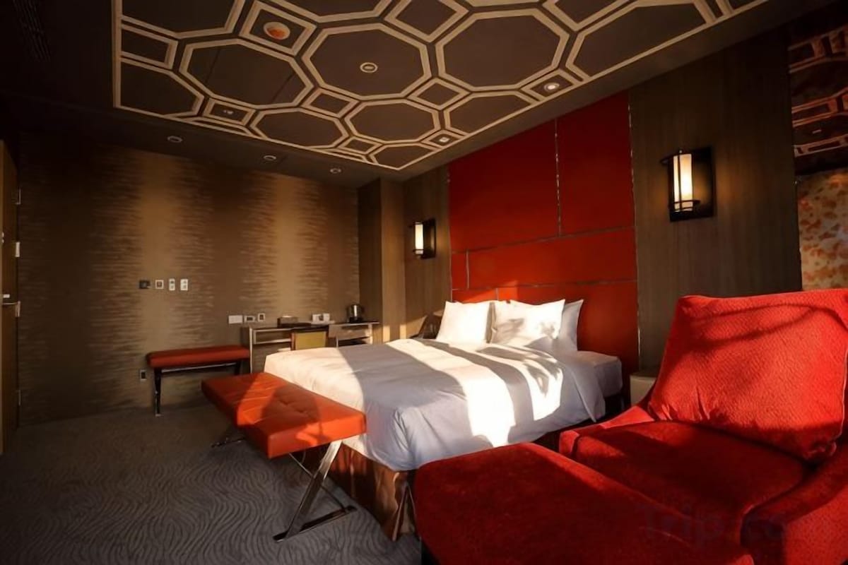 In-room safe, blackout curtains, iron/ironing board (on request)