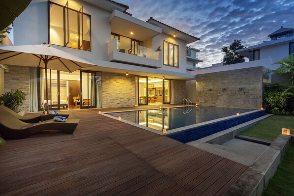 Outdoor pool - Nagisa Bali Bay View Villas by Nagisa Bali (Nusa Dua)