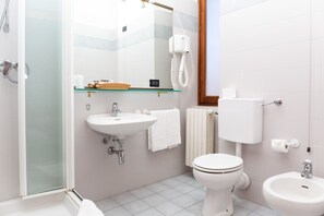 Deluxe Twin Room, Lake View | Bathroom | Shower, hair dryer, slippers, bidet