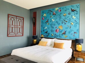 The Blue Bird | Minibar, in-room safe, individually decorated, desk - Danang Boutique Hotel (Da Nang)