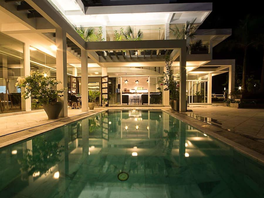 Outdoor pool, open 7:00 AM to 10:00 PM, sun loungers