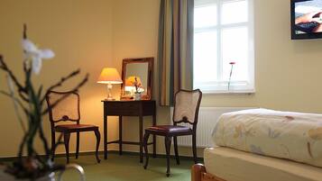 Kamar Double | Wi-Fi gratis dan seprai linen