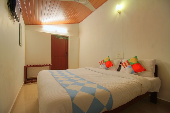 Double or Twin Room - OYO 15200 Home Cozy Stay Hill Top Madikeri (Madikeri)