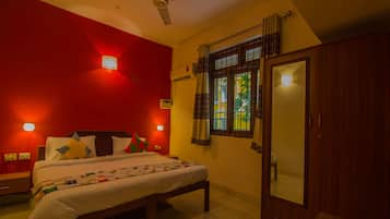 Double or Twin Room | Free WiFi